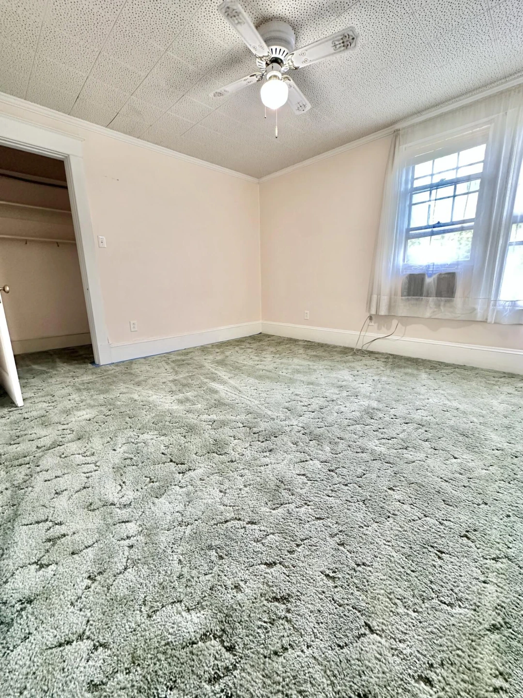 448 W Riverside ST - Photo 43