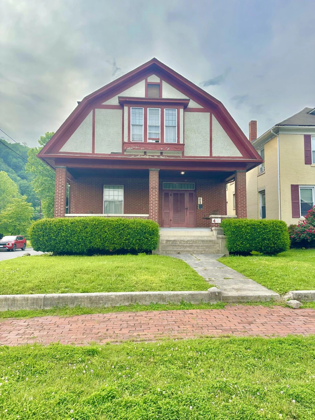 448 W Riverside ST - Photo 5
