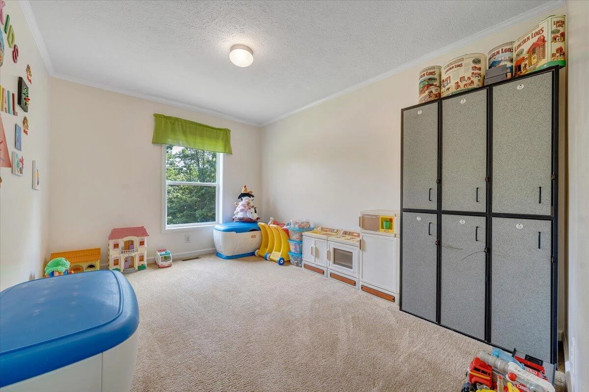 384 White Oak LN - Photo 23