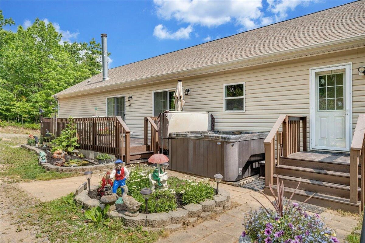 384 White Oak LN - Photo 3