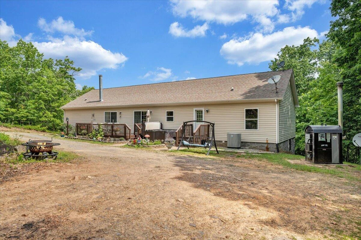 384 White Oak LN - Photo 36