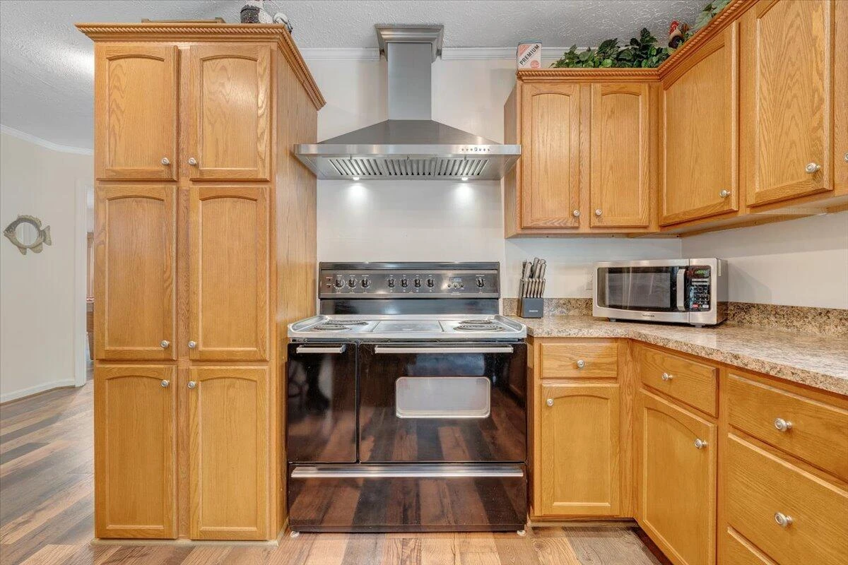 384 White Oak LN - Photo 6