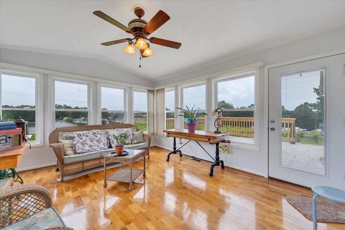 60 Tara DR - Photo 10