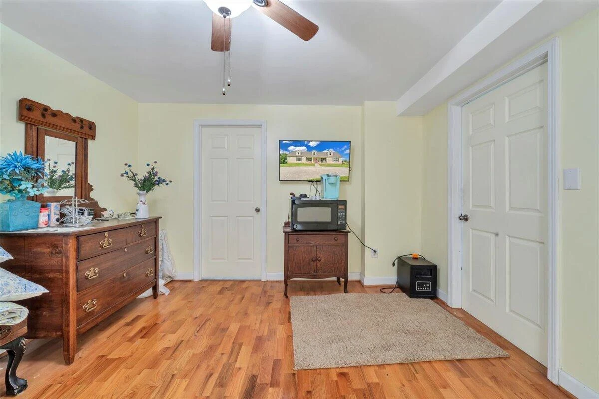60 Tara DR - Photo 40