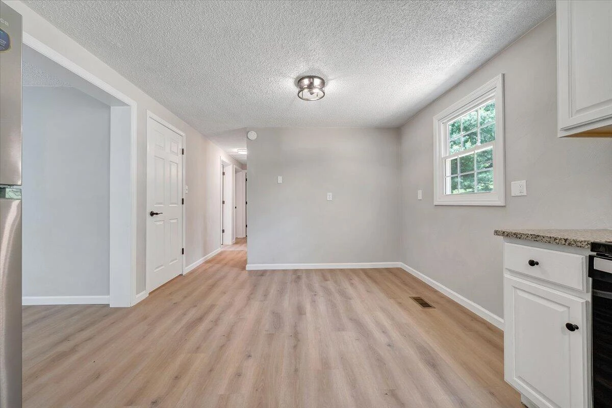1632 Haymakertown RD - Photo 11