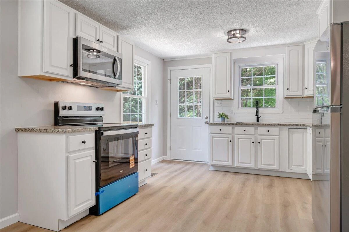1632 Haymakertown RD - Photo 12