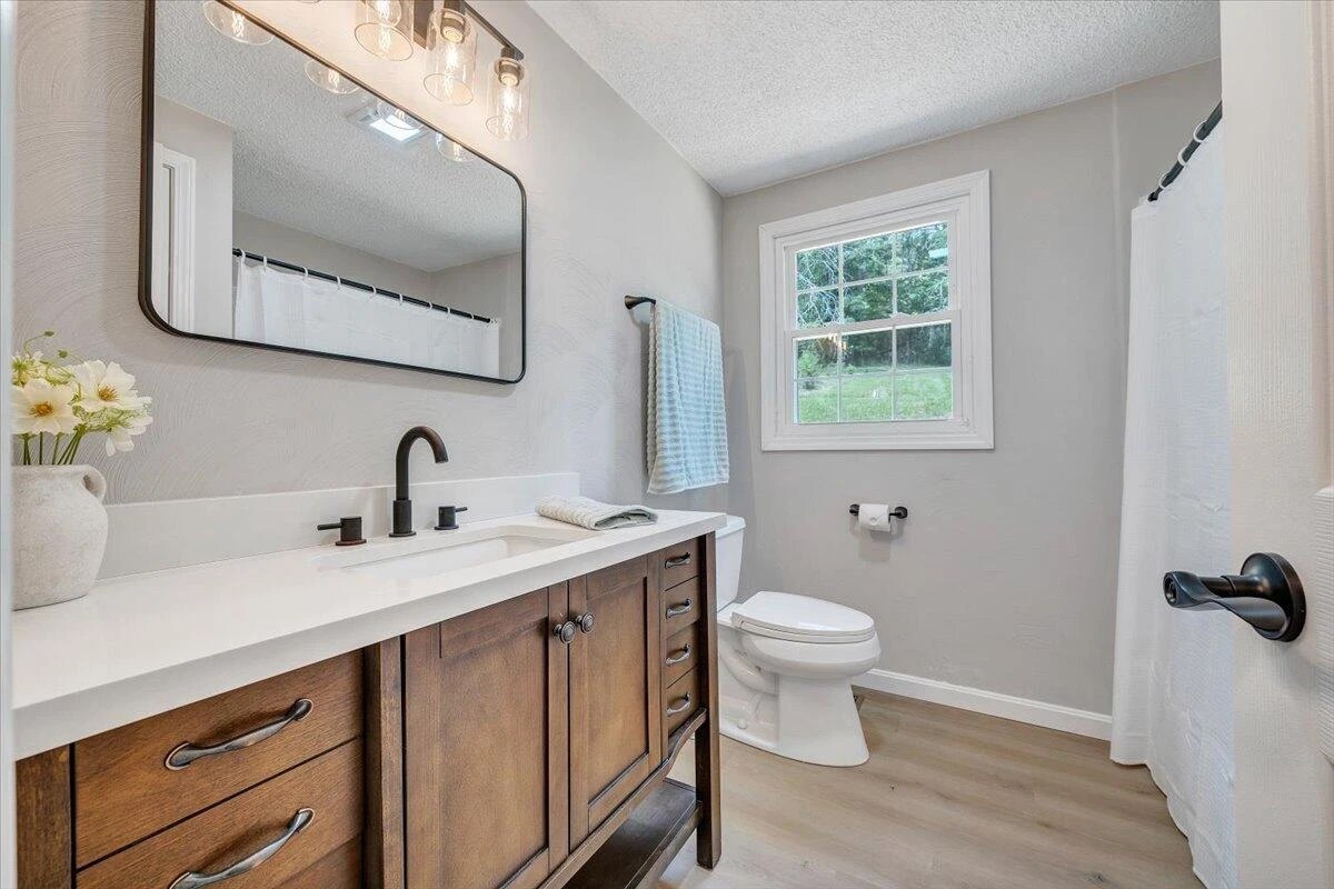 1632 Haymakertown RD - Photo 16