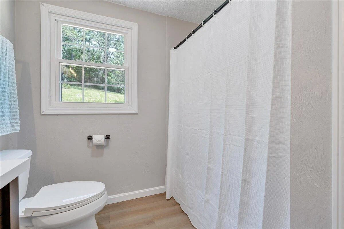 1632 Haymakertown RD - Photo 17