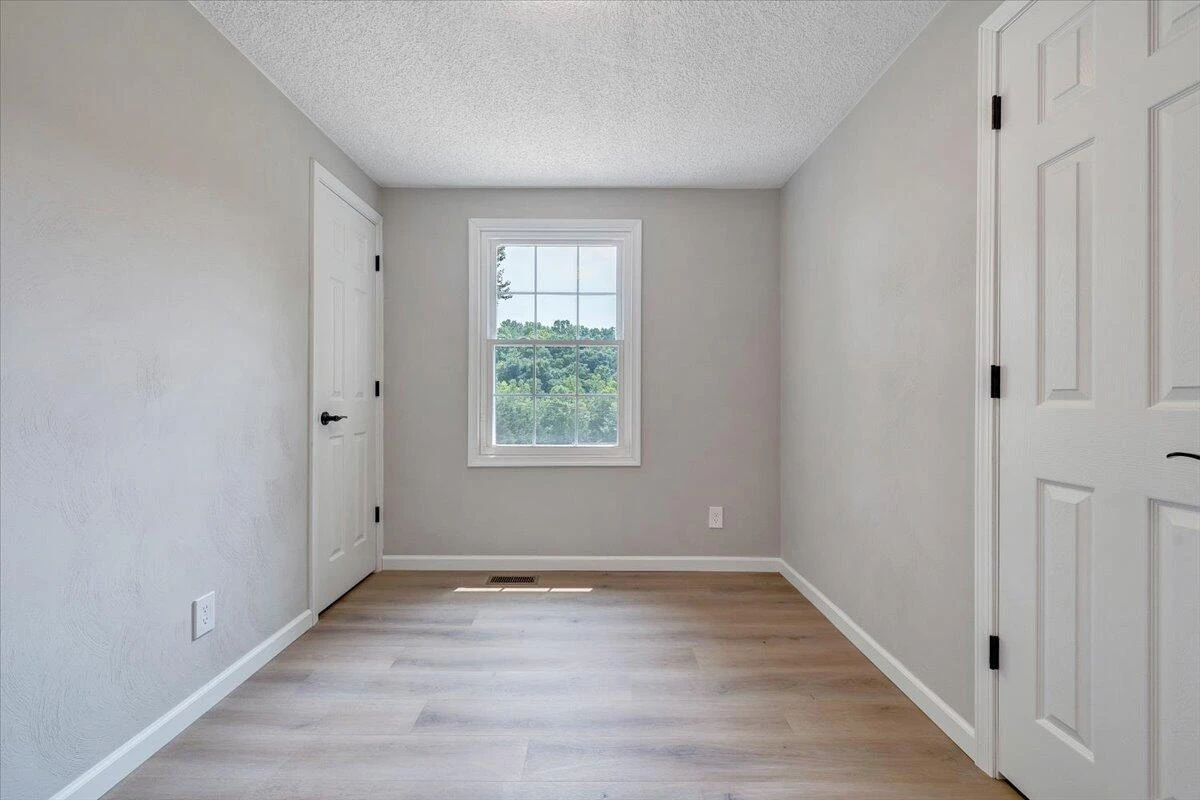 1632 Haymakertown RD - Photo 19