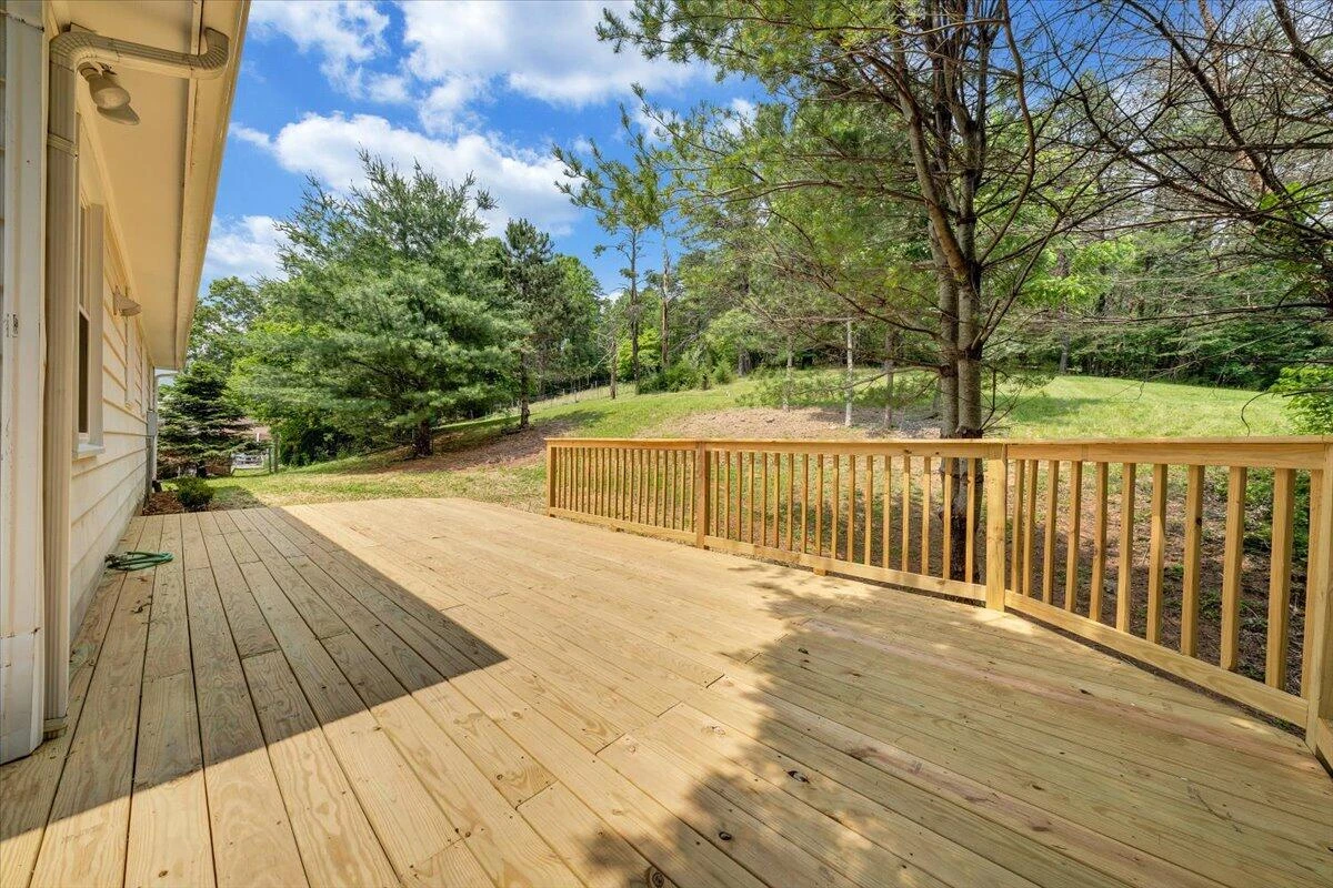 1632 Haymakertown RD - Photo 28
