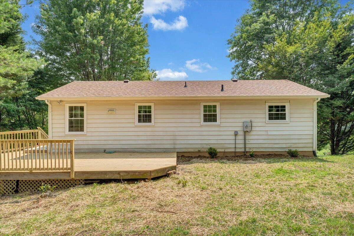 1632 Haymakertown RD - Photo 30