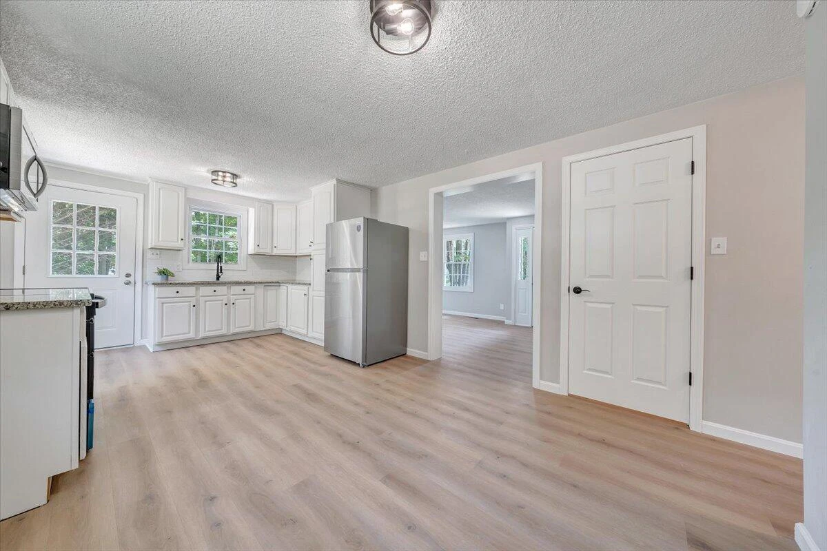 1632 Haymakertown RD - Photo 8