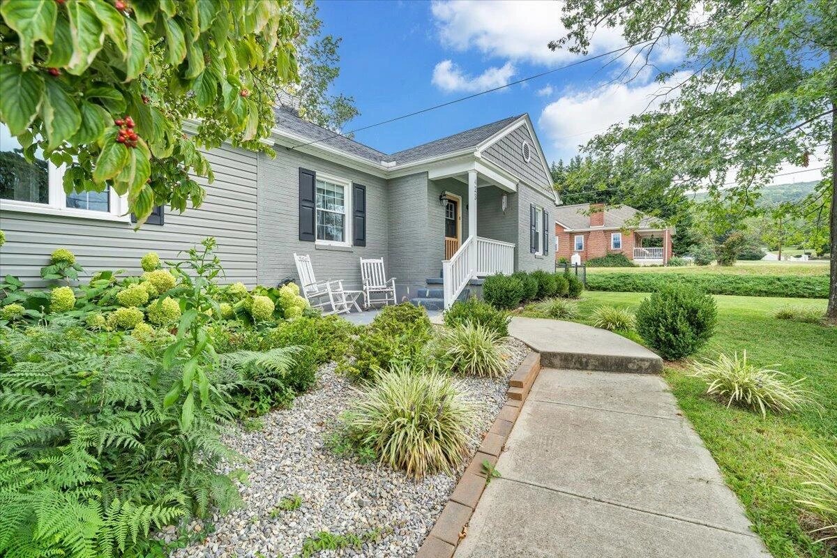 423 Turner RD - Photo 2