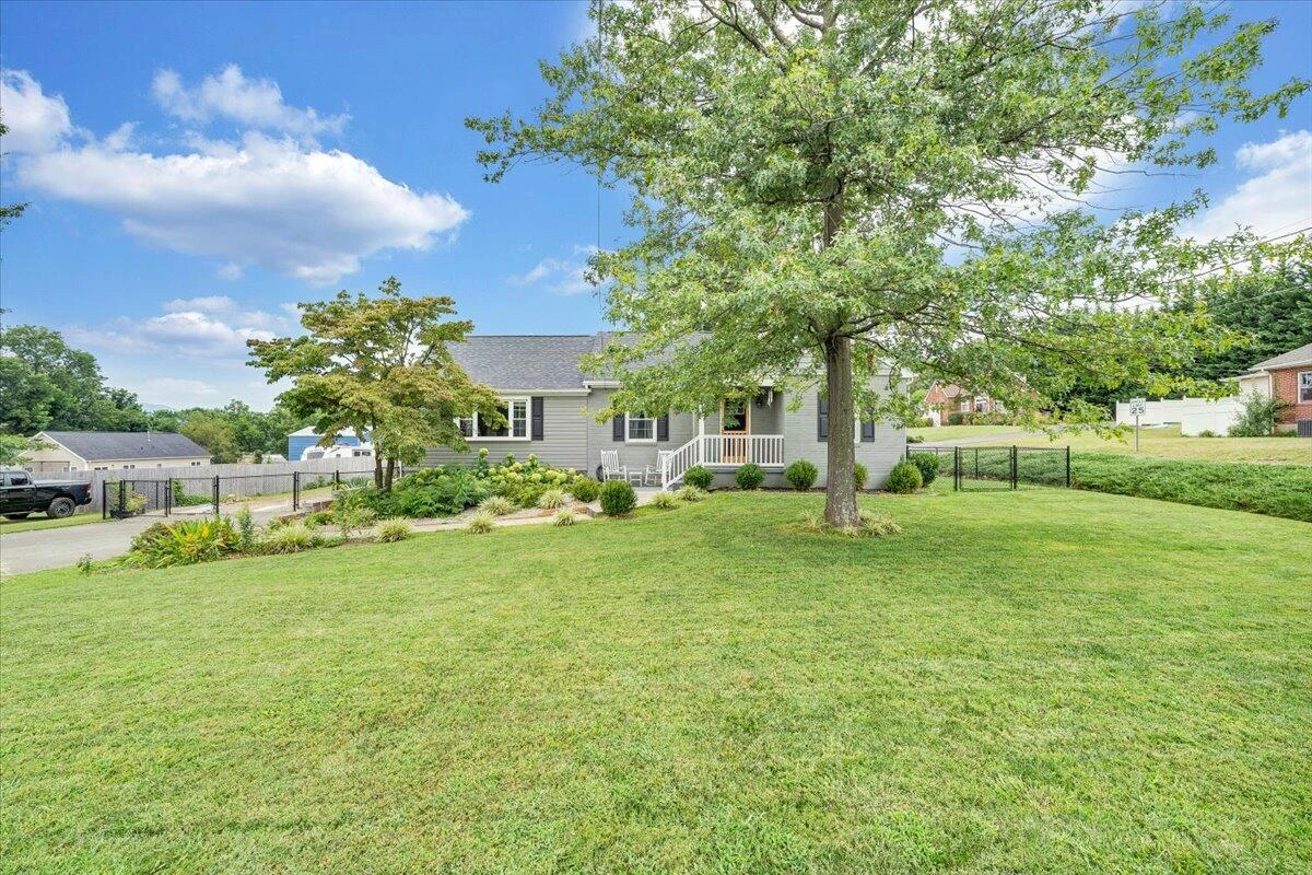 423 Turner RD - Photo 4