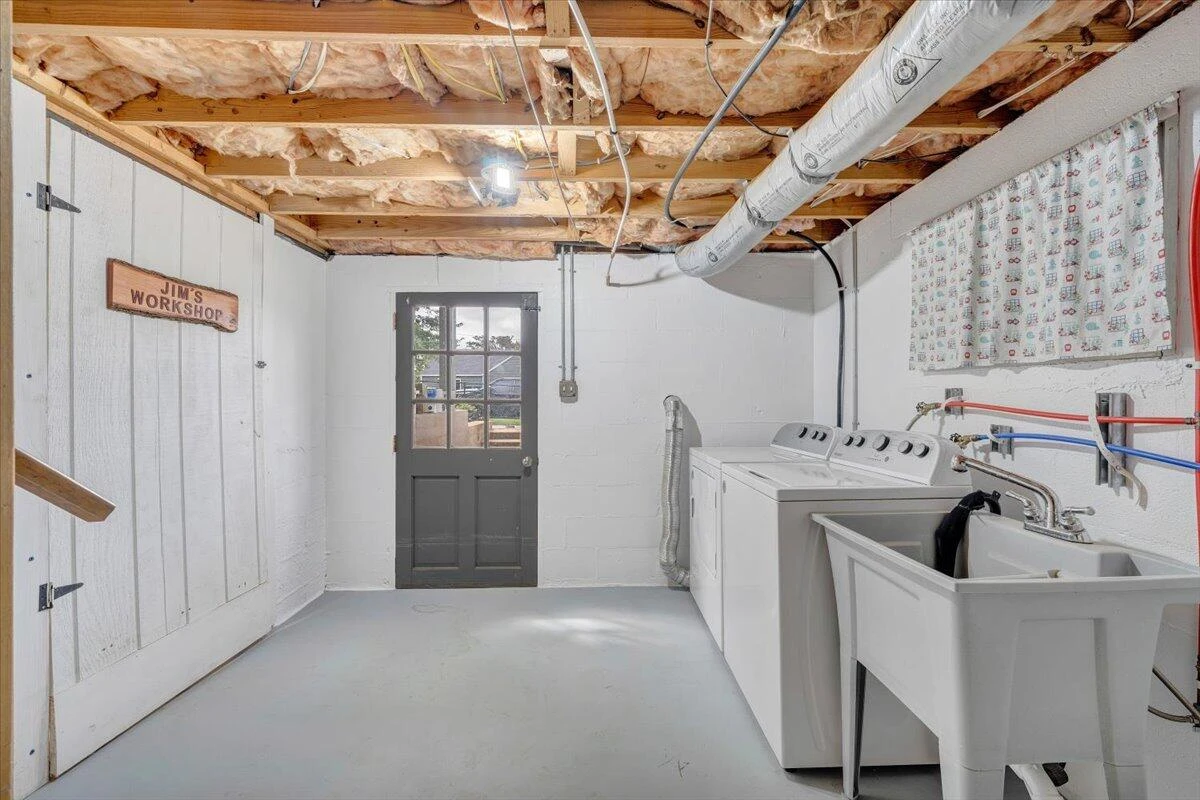 423 Turner RD - Photo 42