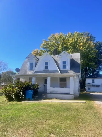 640-644 36th ST NW
