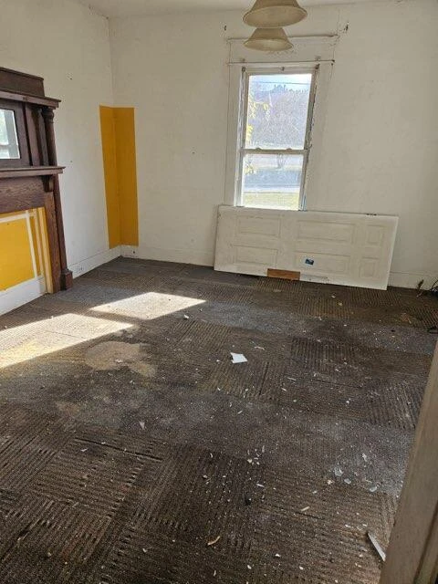 522 6th ST SE - Photo 11