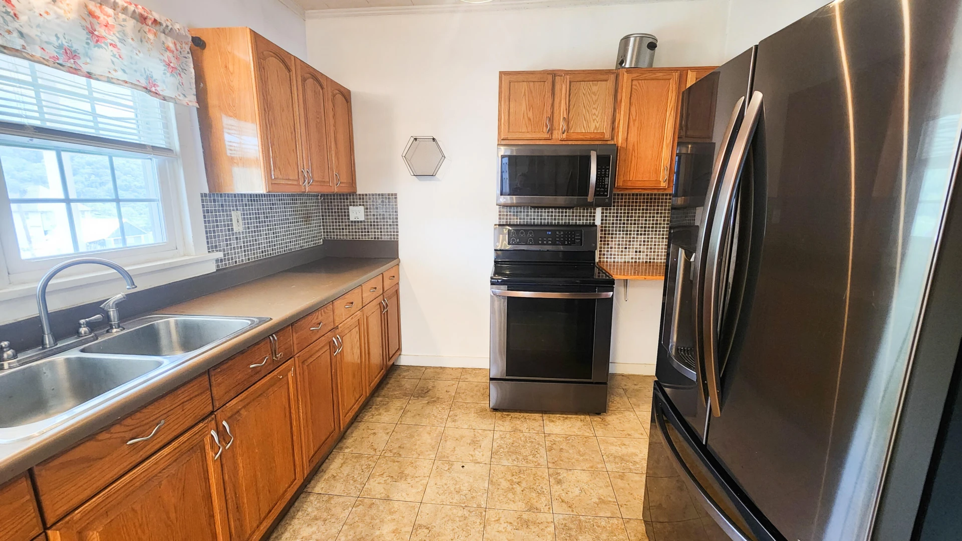 611 Alleghany ST - Photo 10