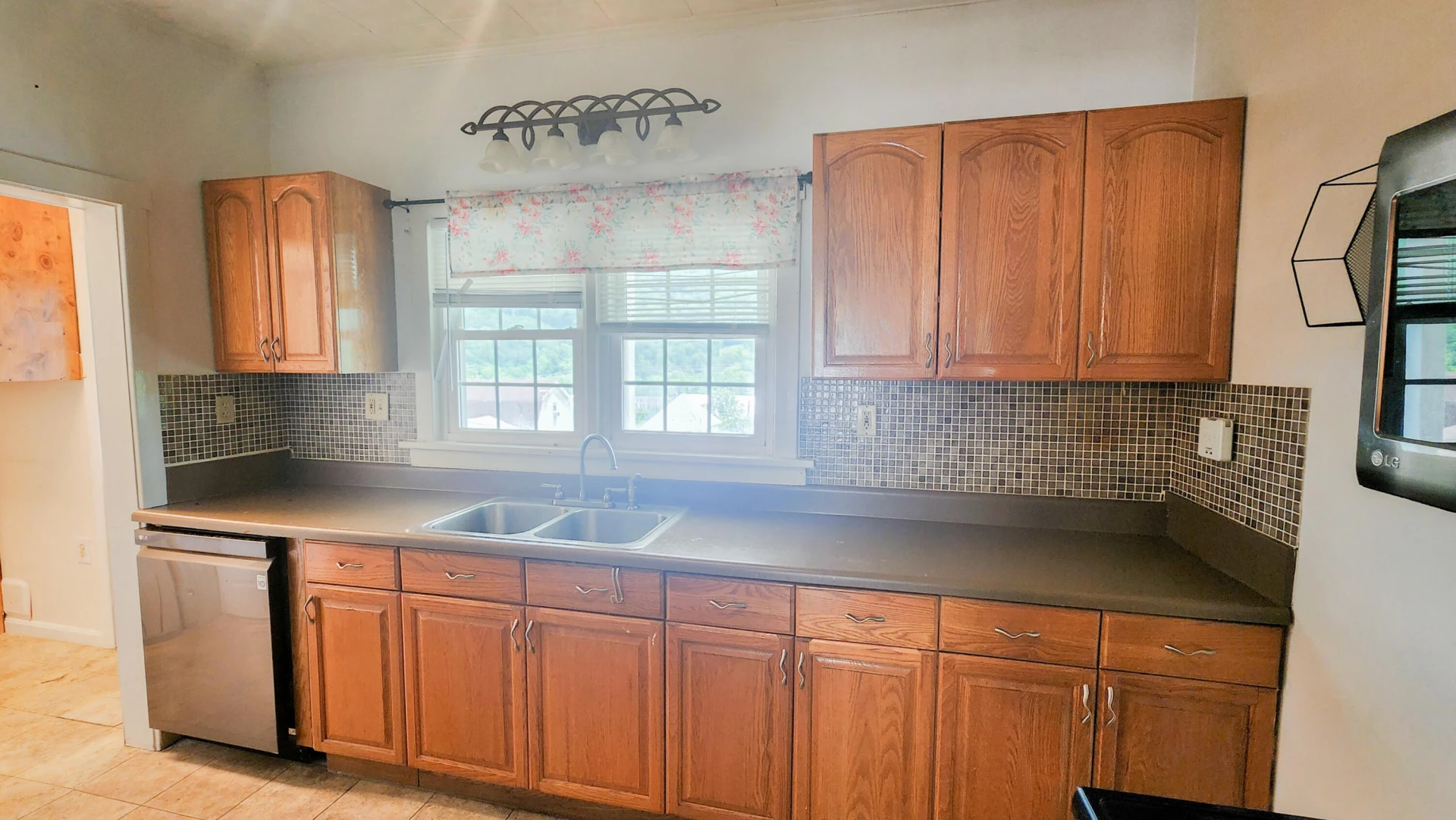 611 Alleghany ST - Photo 12
