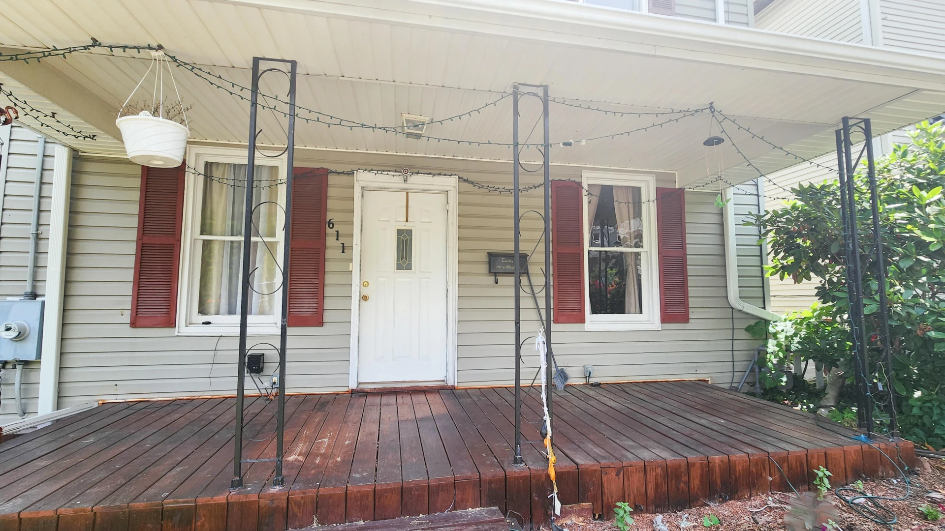 611 Alleghany ST - Photo 3