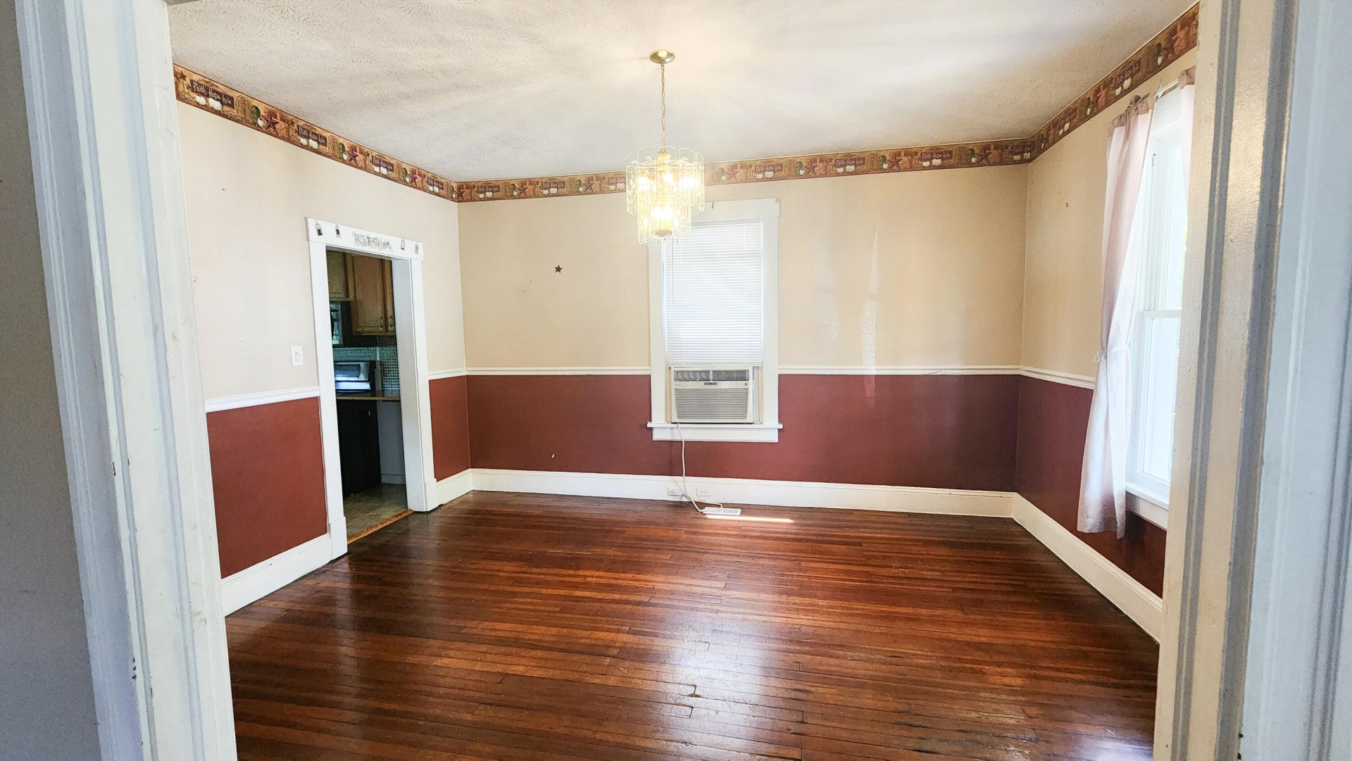 611 Alleghany ST - Photo 7