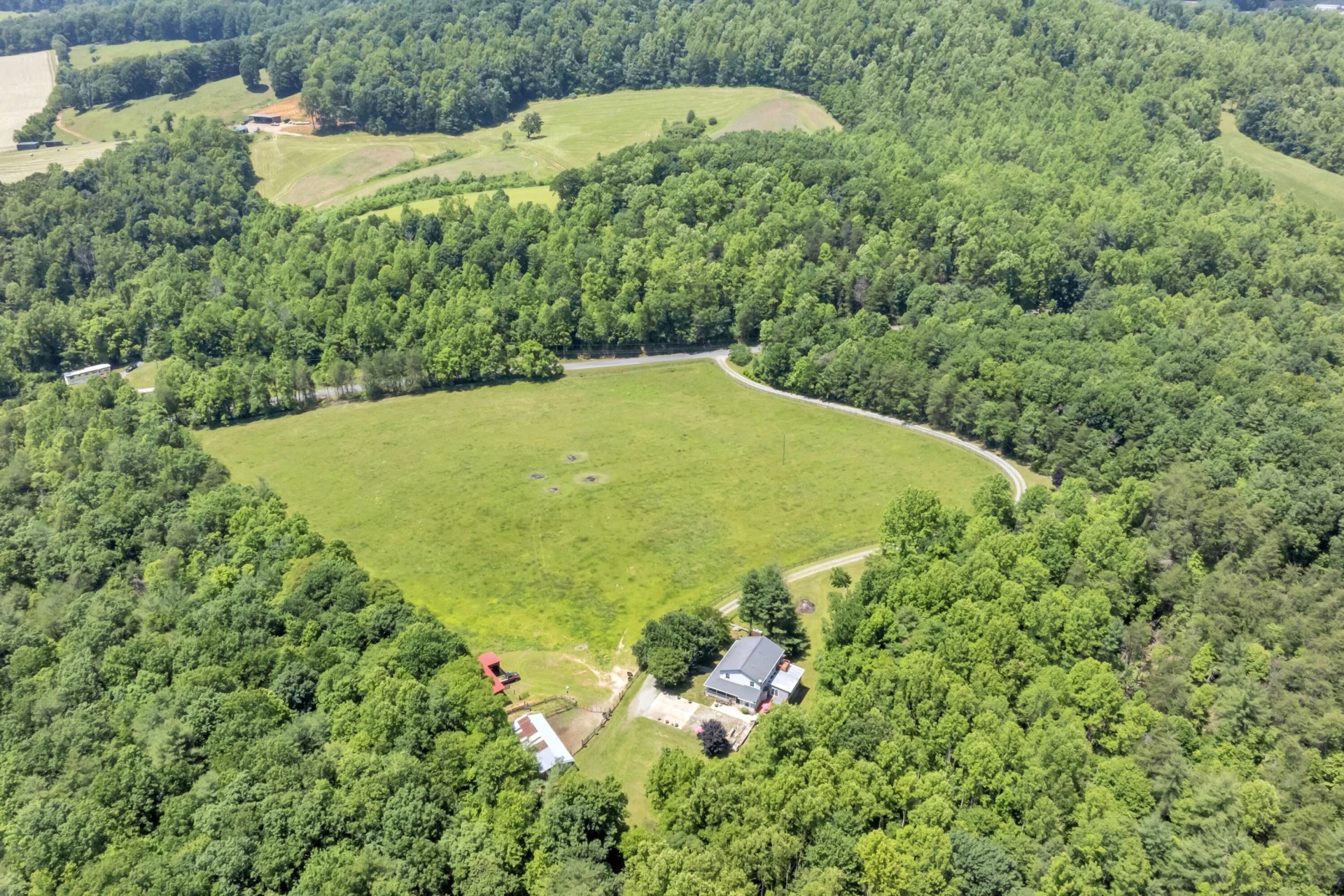 600 King Richard RD - Photo 2