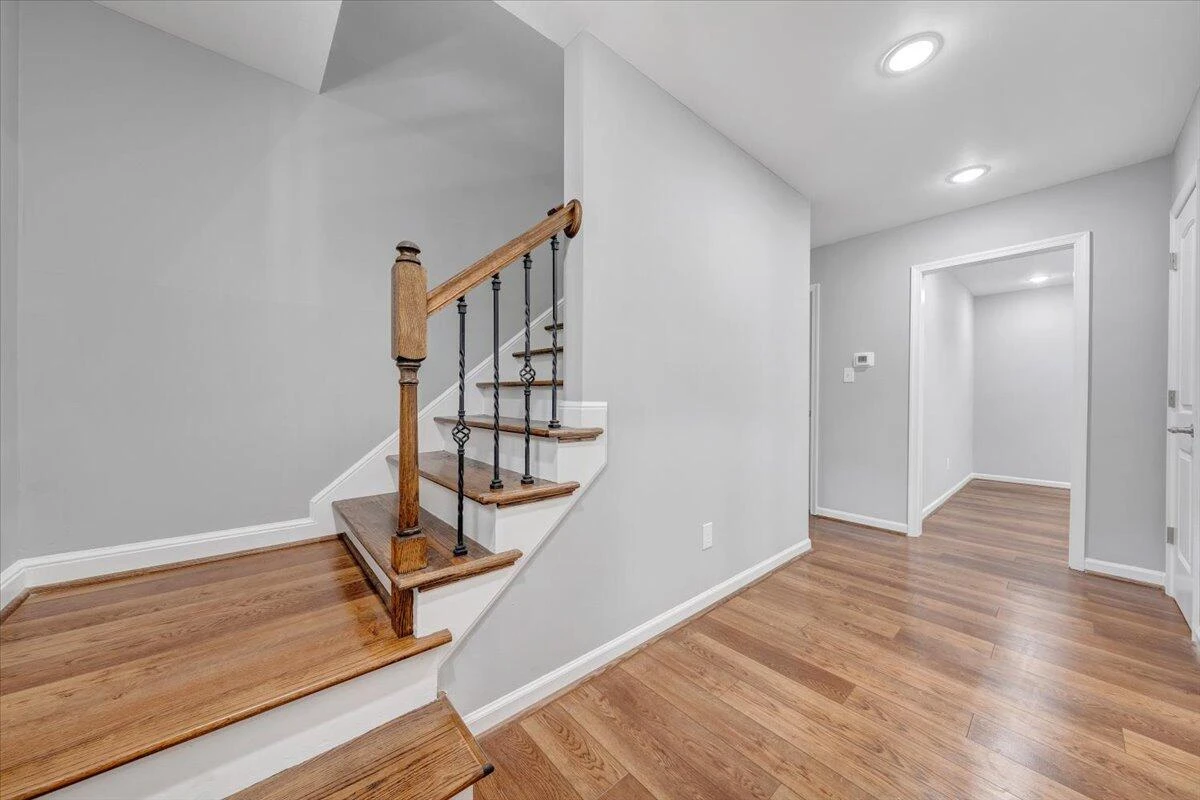 1506 June DR NW - Photo 2