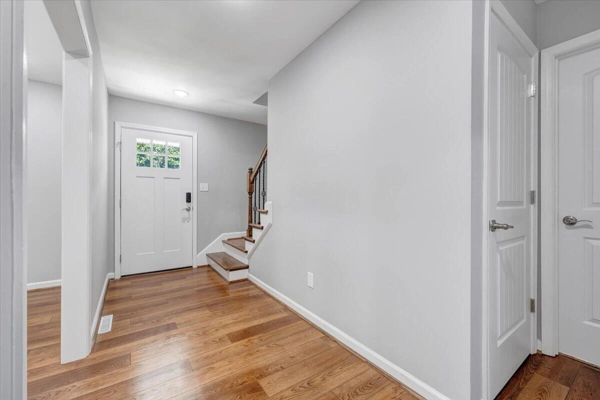 1506 June DR NW - Photo 4