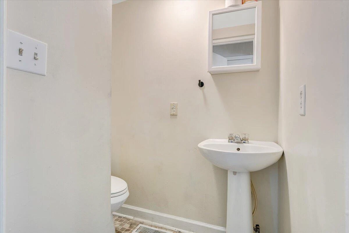 2918 10th ST NW - Photo 17