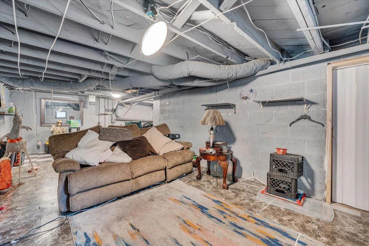 2918 10th ST NW - Photo 20