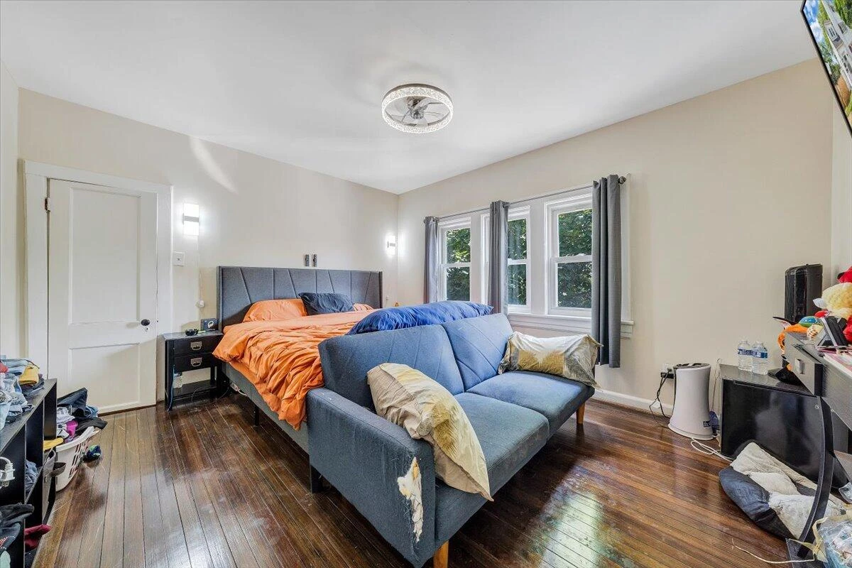 2918 10th ST NW - Photo 10