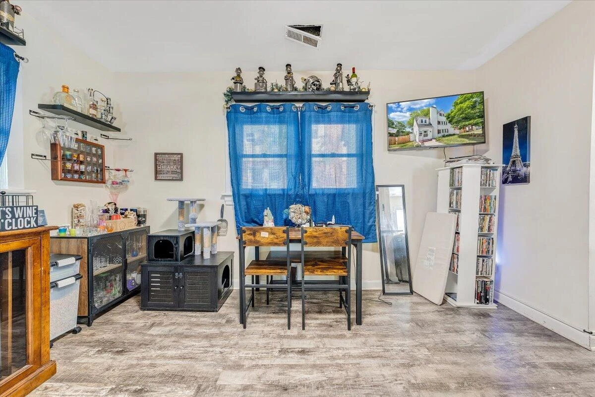 2918 10th ST NW - Photo 12