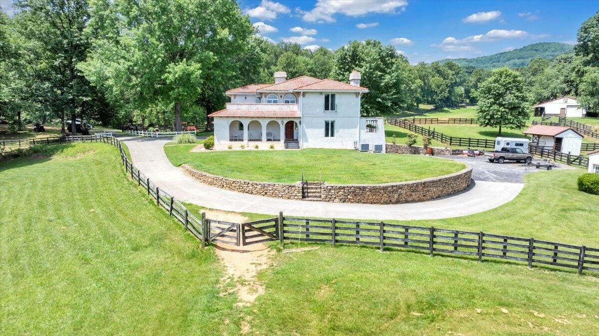 5880 Sugar Loaf Mountain RD - Photo 32