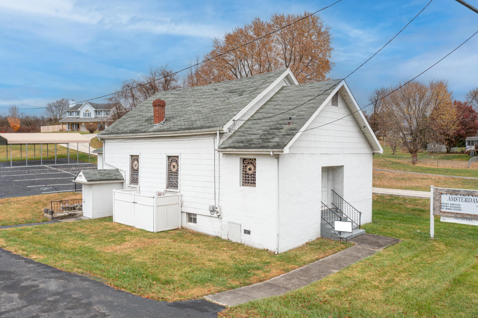 2923 Roanoke RD