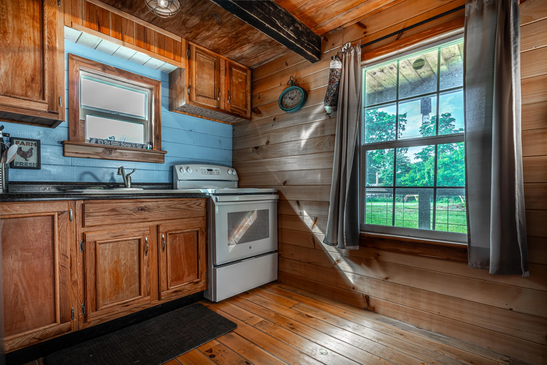 5145 Deertrot RD - Photo 16