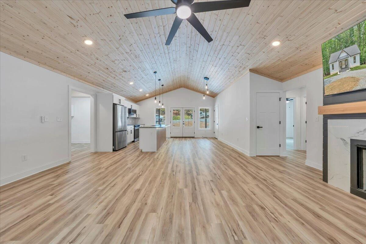 2365 Lakewood Forest RD - Photo 21