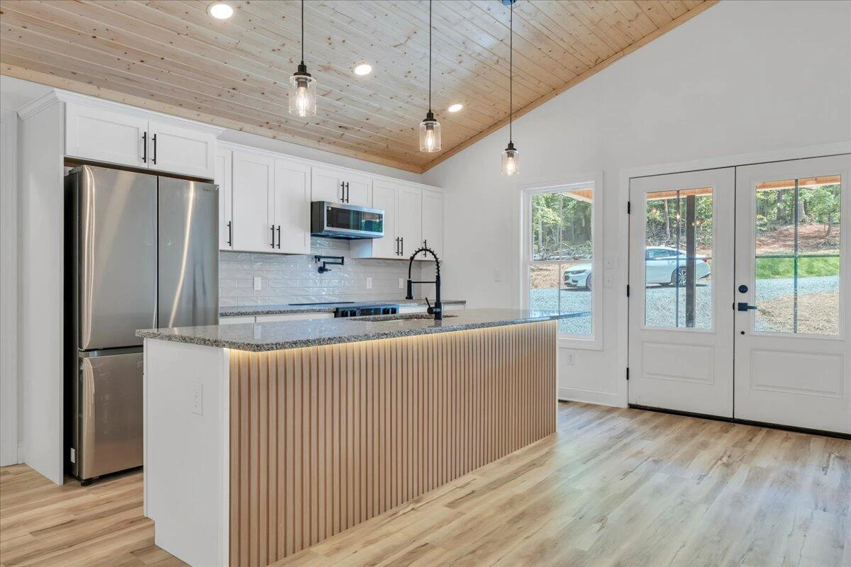 2365 Lakewood Forest RD - Photo 22