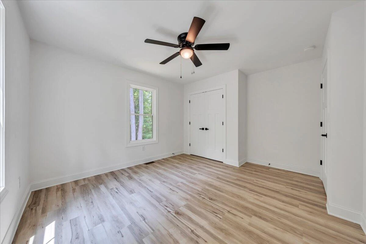 2365 Lakewood Forest RD - Photo 32