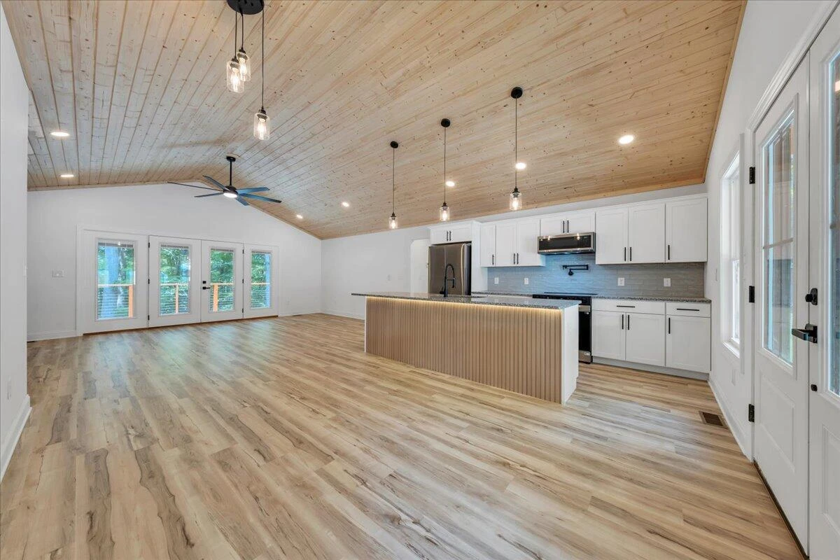 2365 Lakewood Forest RD - Photo 15