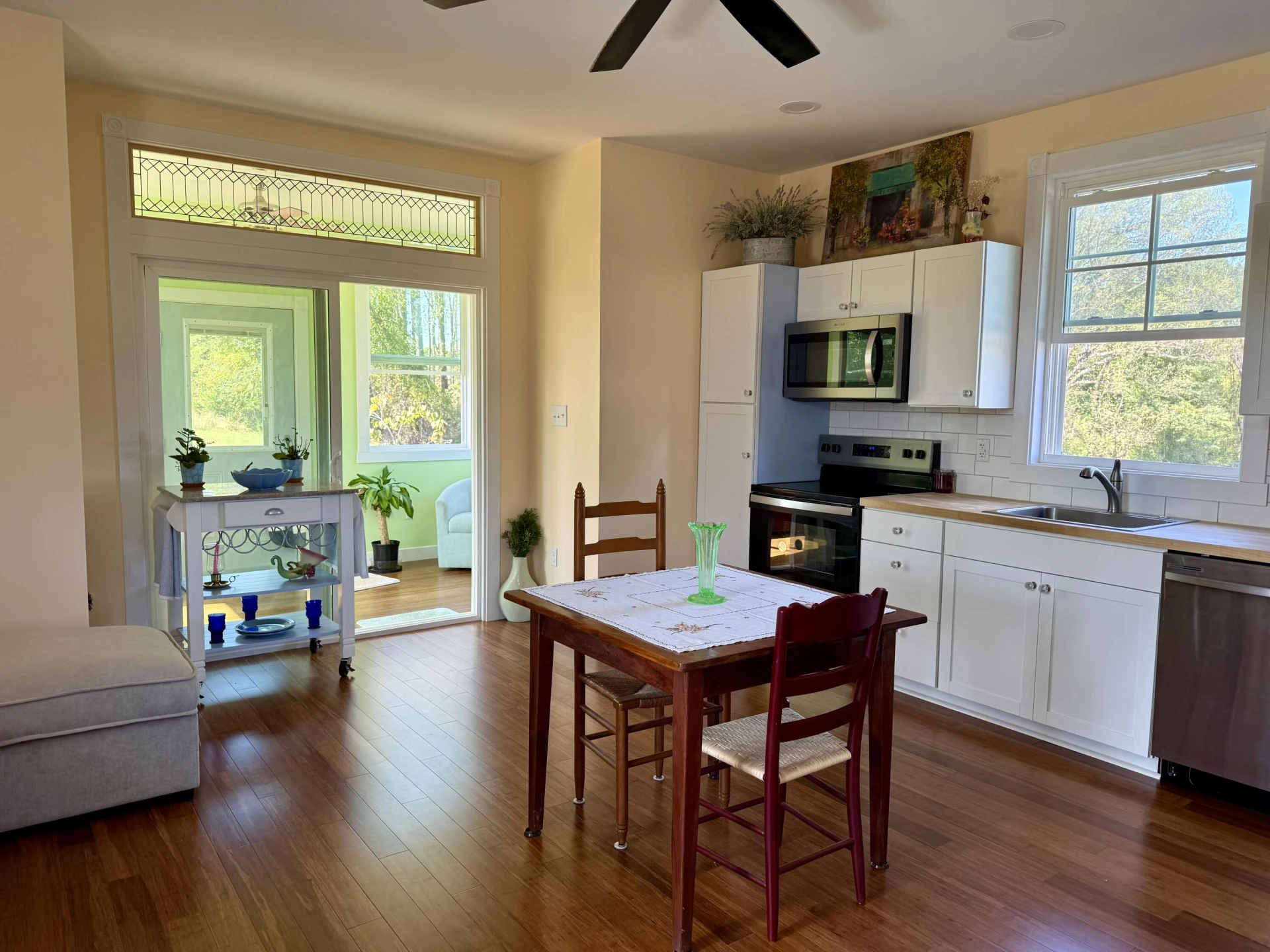 1589 Clearview RD - Photo 18