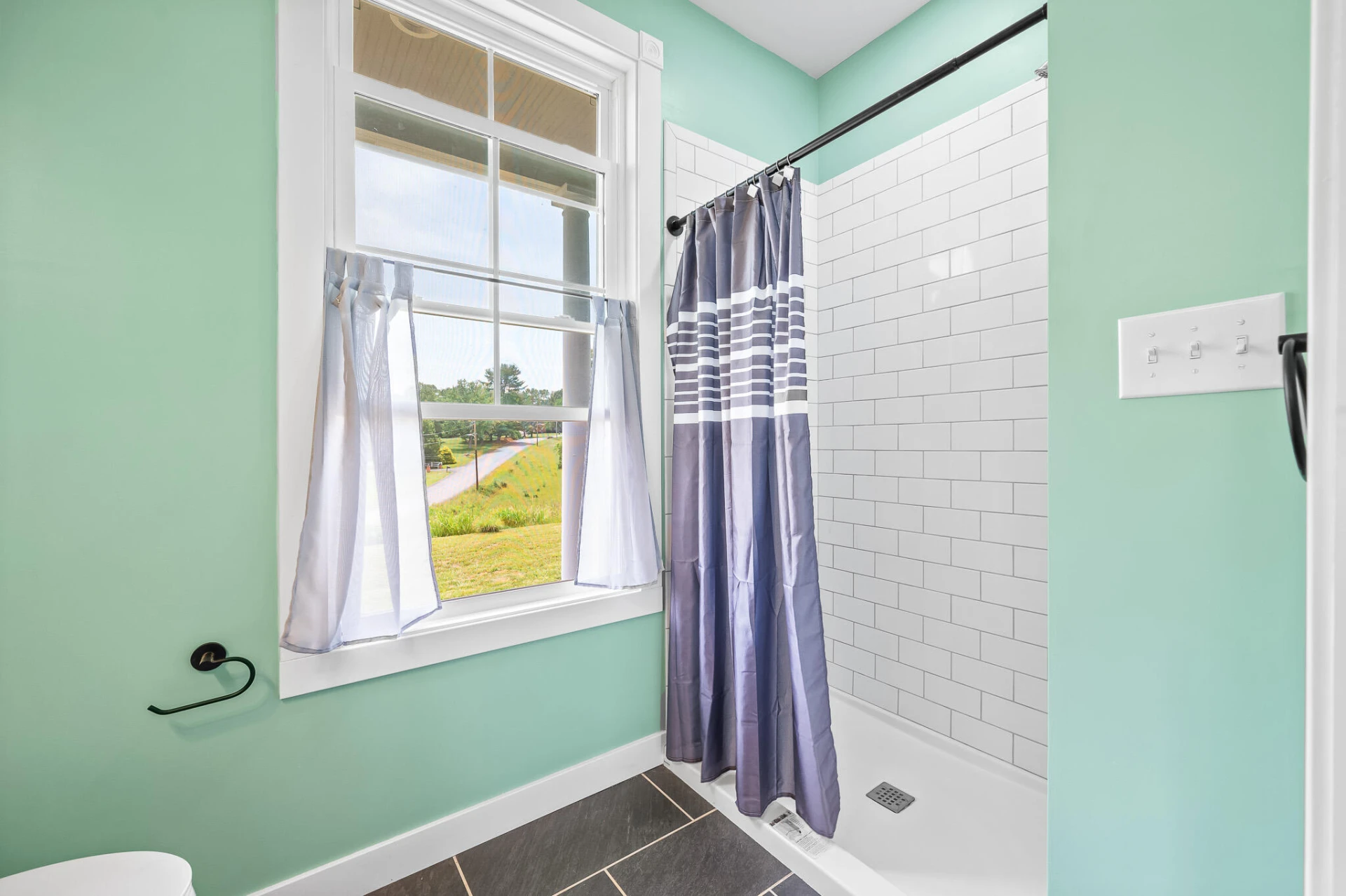 1589 Clearview RD - Photo 28