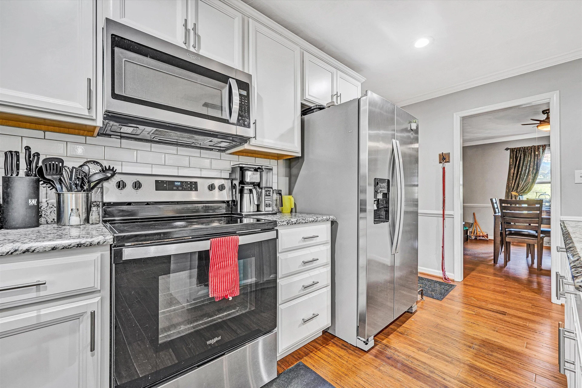 2343 Circle DR SW - Photo 18