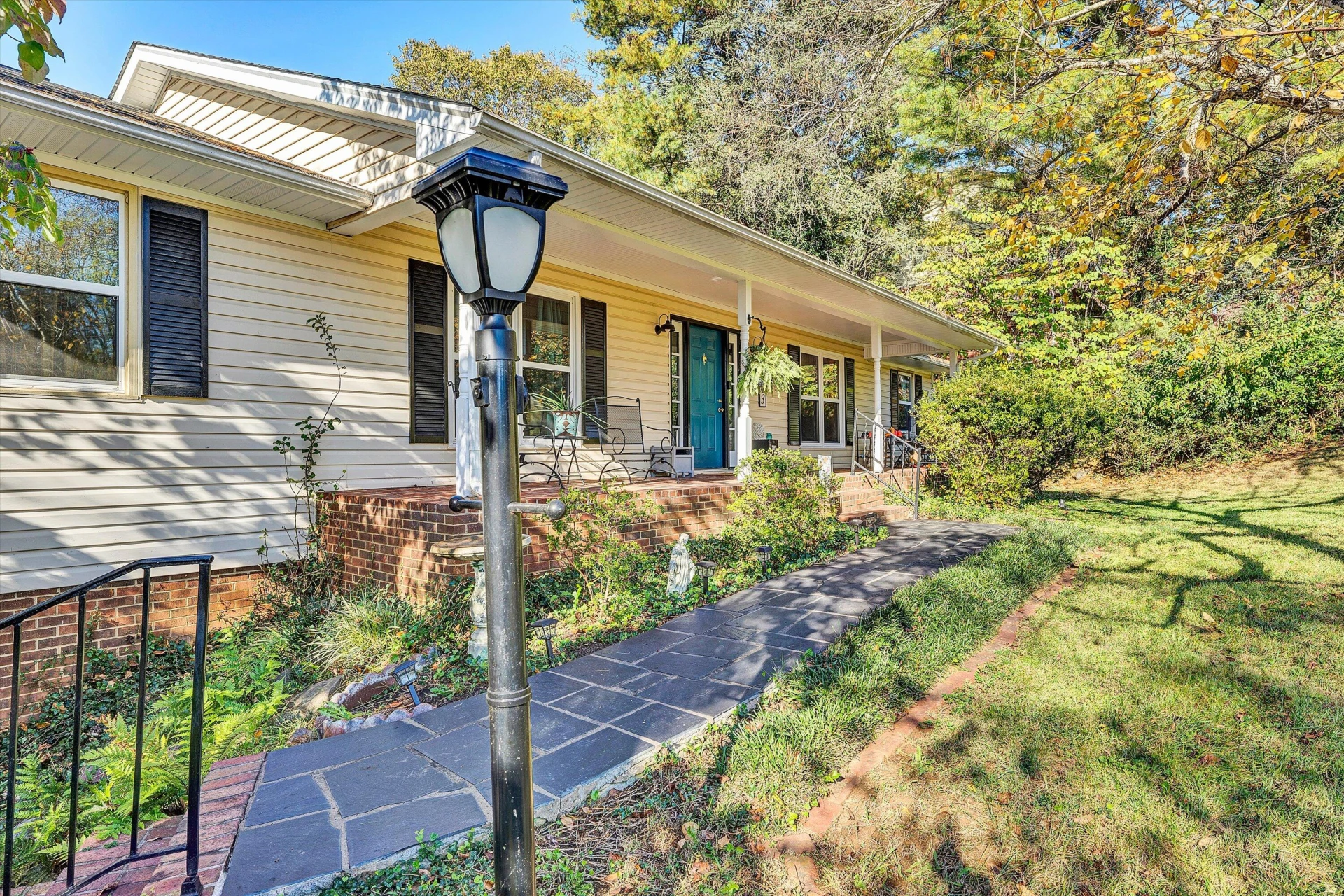 2343 Circle DR SW - Photo 5