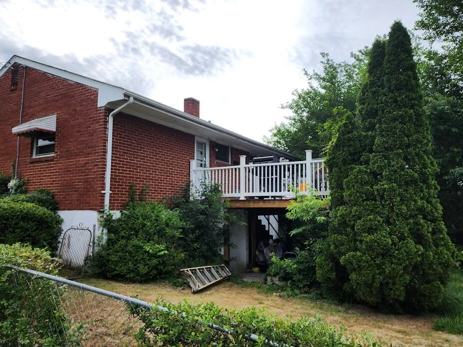 3038 Cove RD NW - Photo 2