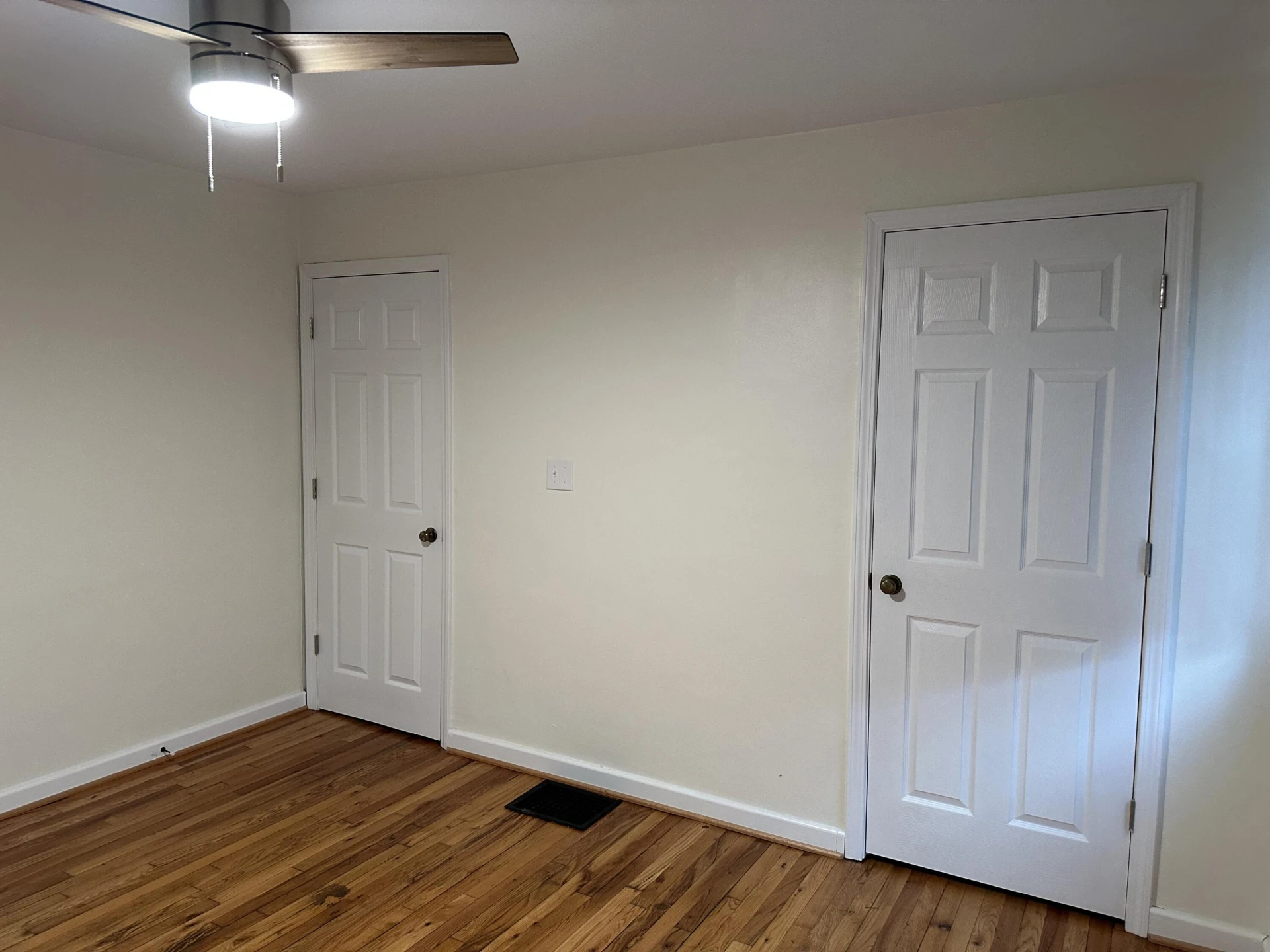 1602 Campbell AVE SE - Photo 13