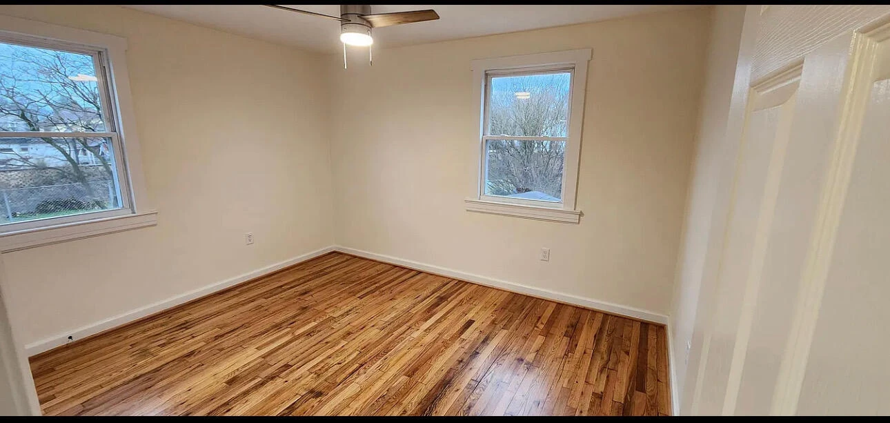 1602 Campbell AVE SE - Photo 14