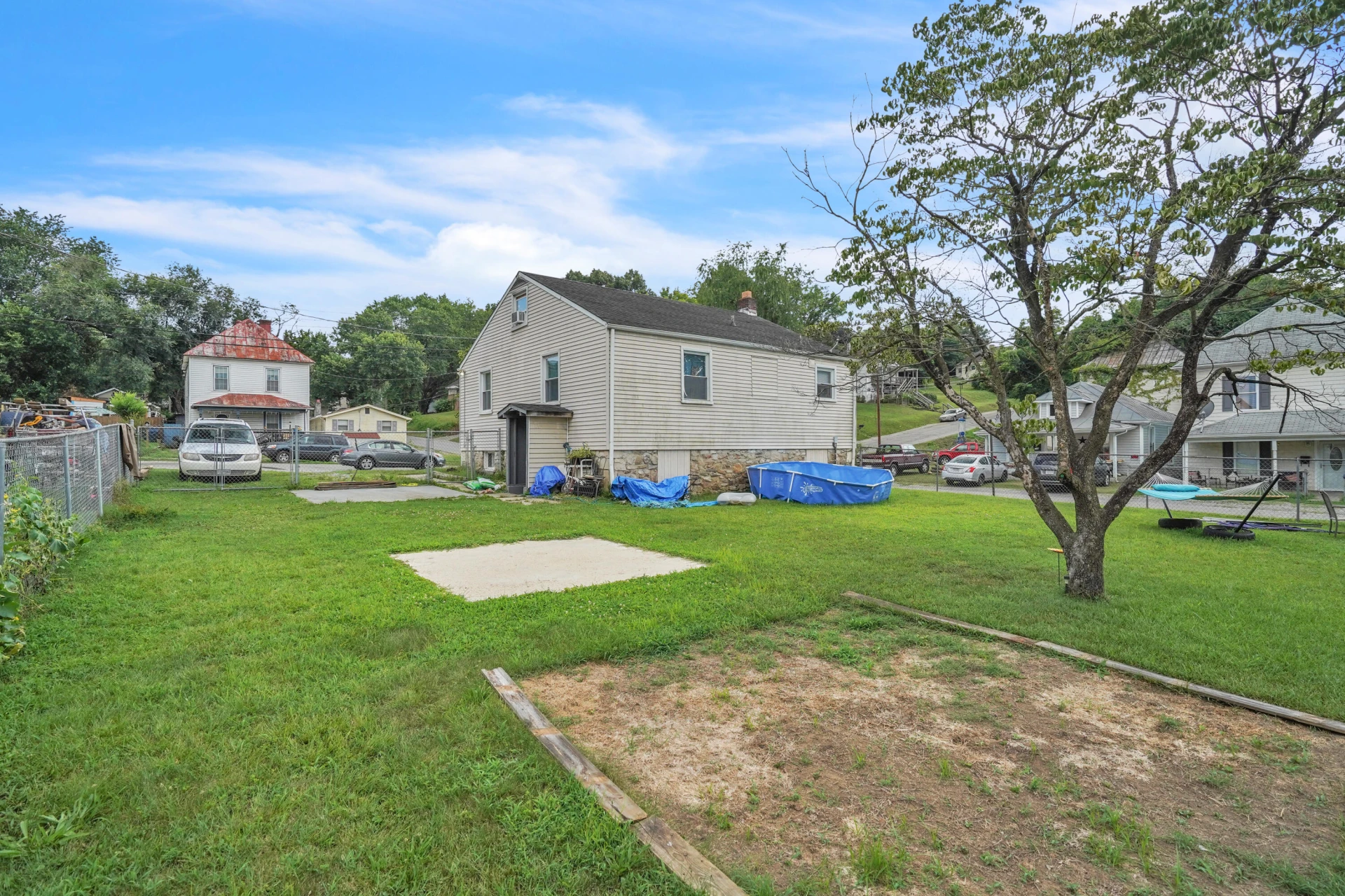 1602 Campbell AVE SE - Photo 6