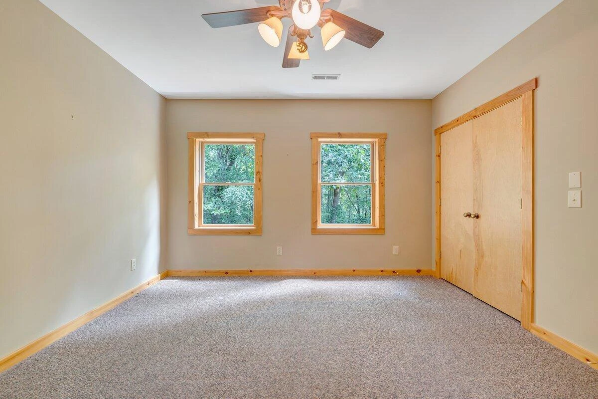 250 Knoll Ridge LN - Photo 78