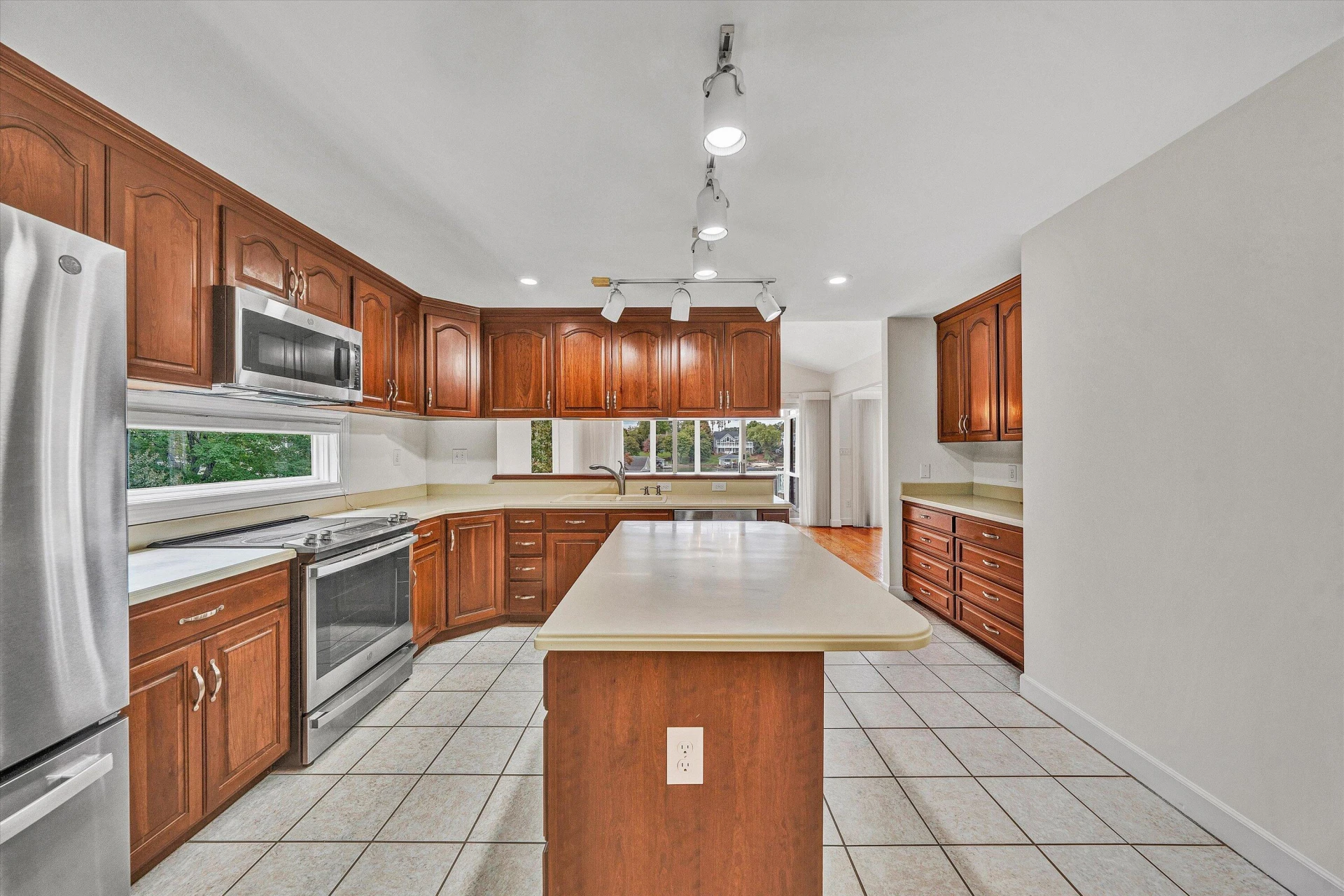 30 Island Green CIR #22 - Photo 16