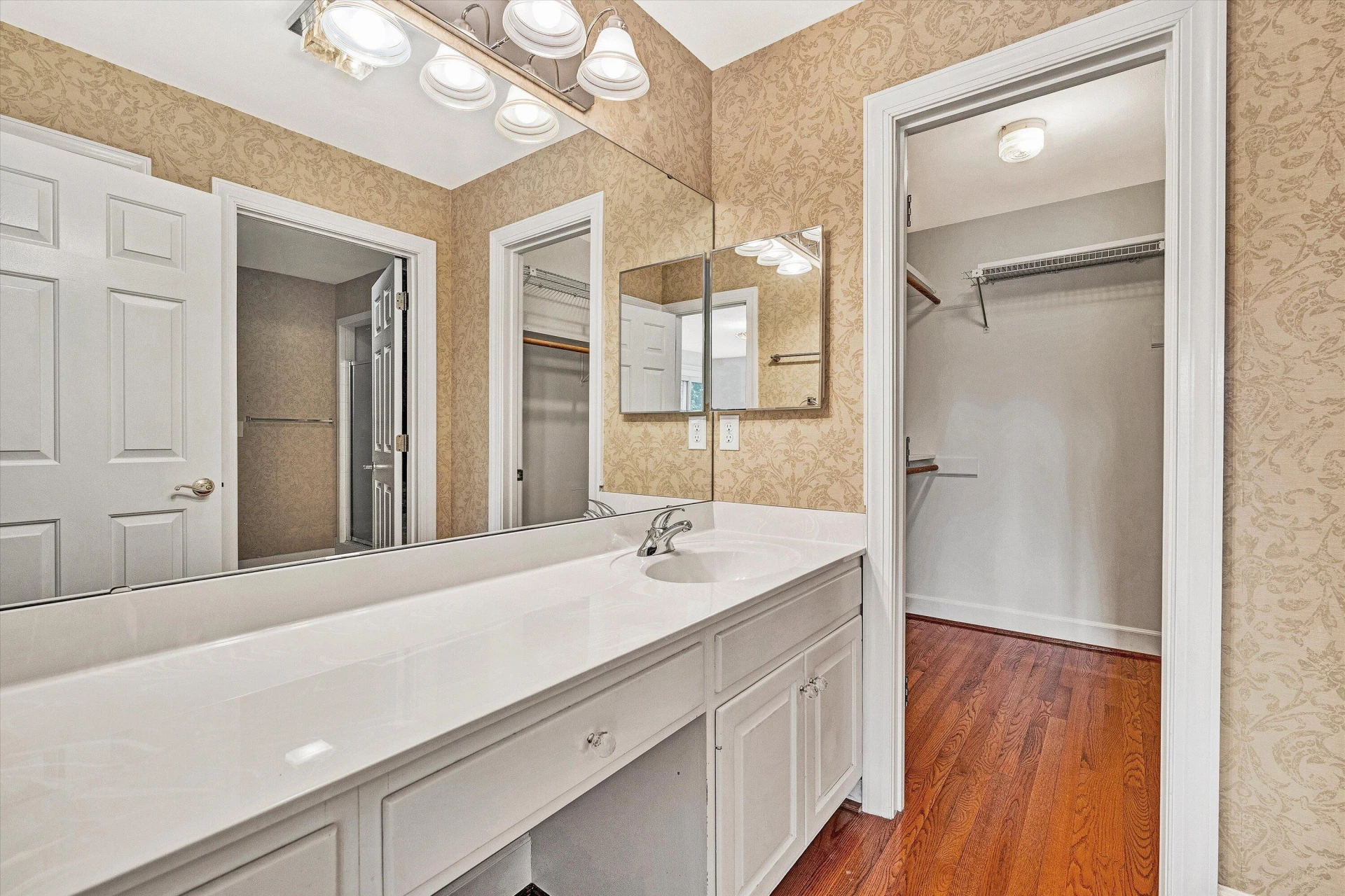 30 Island Green CIR #22 - Photo 22